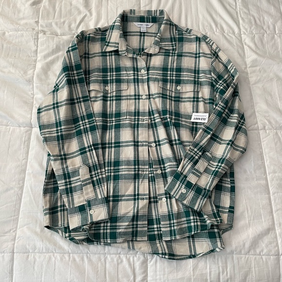 NWT Old Navy Cream and Green Long Sleeve Button Down Flannel Shirt - Picture 4 of 8